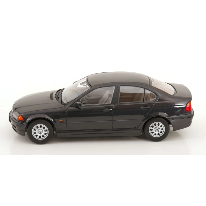 KK SCALE 181433 1/18 BMW 3 Serie (E46) Limousine 1999 Black Metallic