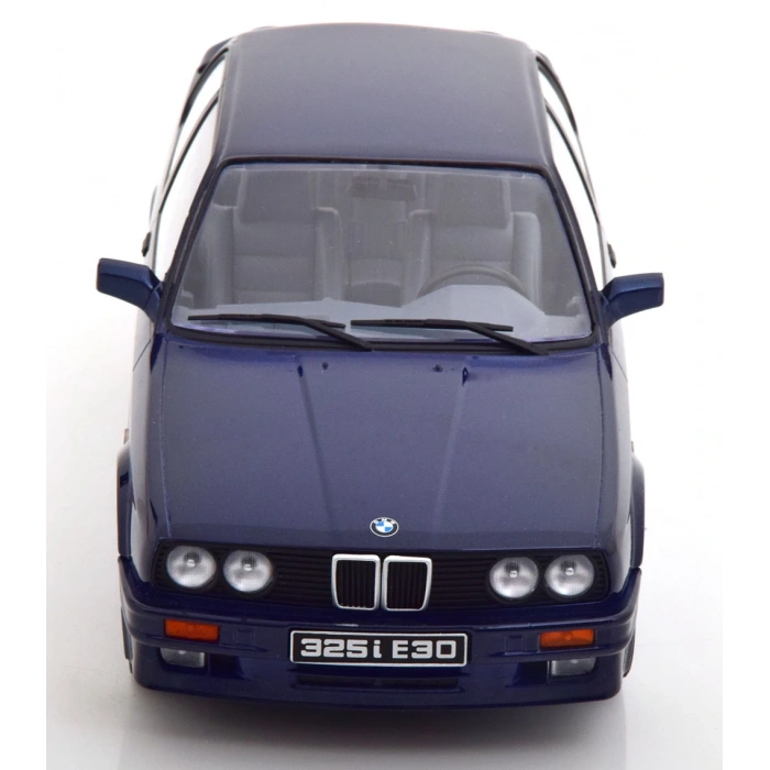 KK SCALE 180931 1/18 BMW 325i E30 M-Paket 2 1988 Dark Blue Metallic