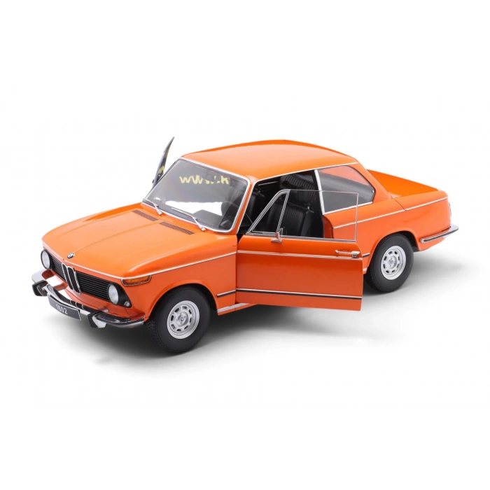 KK SCALE 120101 1/12 BMW 1602 2.Serie 1974 Orange
