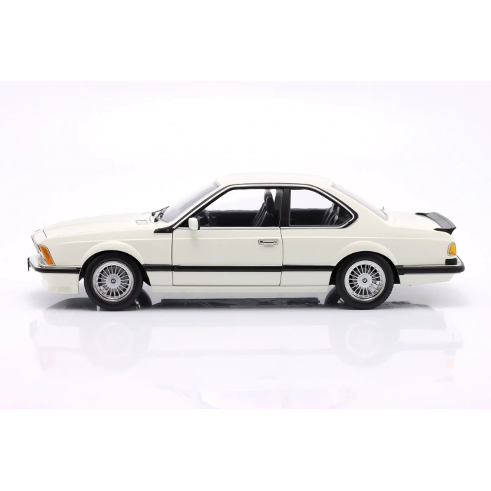 KK SCALE 120164 1/12  BMW M635 CSI 1987 White