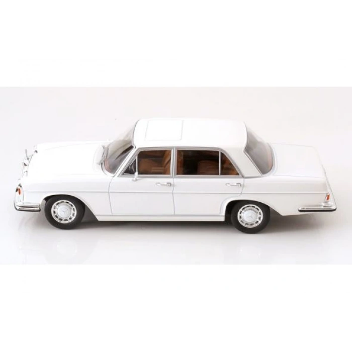 KK SCALE 1/18 Mercedes-Benz 300 SEL 6.3 (W109) 1967 White
