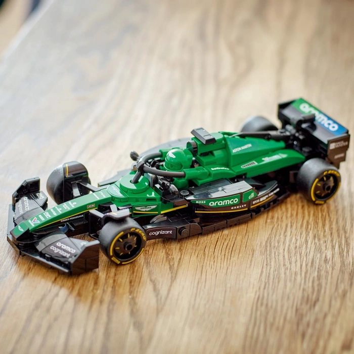 LEGO® Speed Champions Aston Martin Aramco F1 AMR24 Yarış Arabası