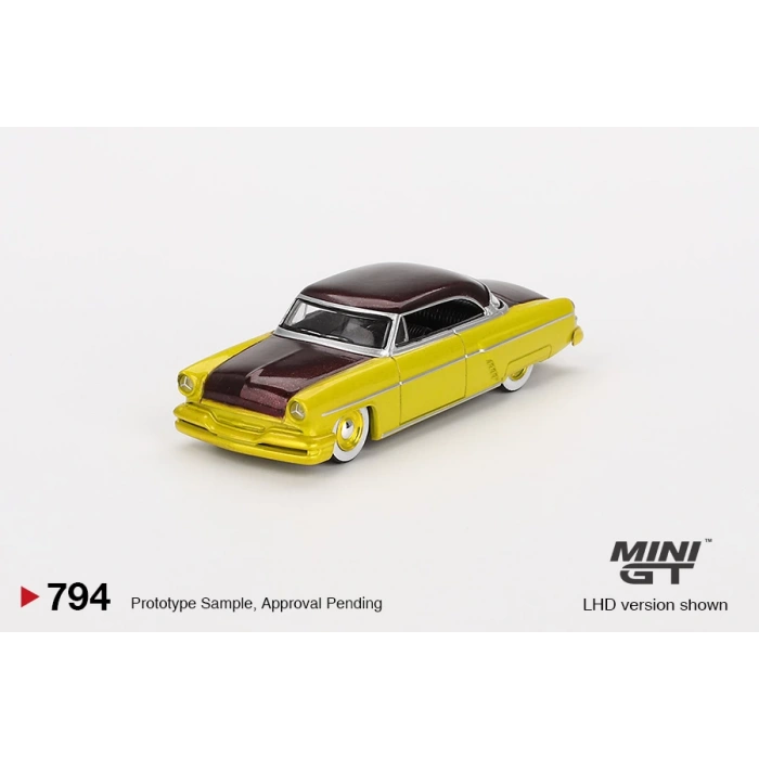 Mini GT MGT00794 1/64 Lincoln Capri Hot Rod 1954 Lime Yellow