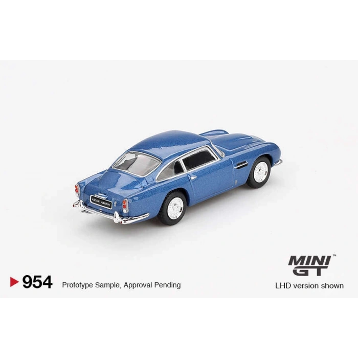 Mini GT 1/64 Aston Martin DB5 Sierra Blue