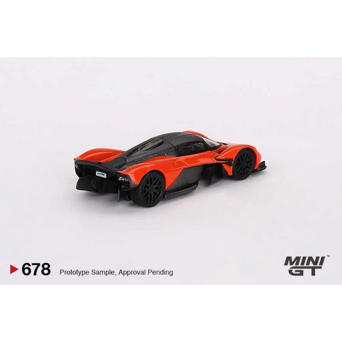 Mini GT MGT00678 1/64 Aston Martin Valkyrie Maximum Orange GT
