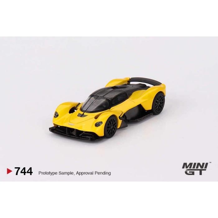 Mini GT 1/64 Aston Martin Valkyrie Sunburst Yellow MGT00744