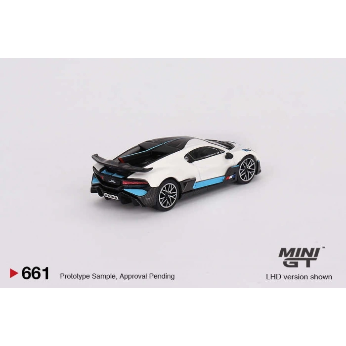 Mini GT MGT00661 1/64 Bugatti Divo White