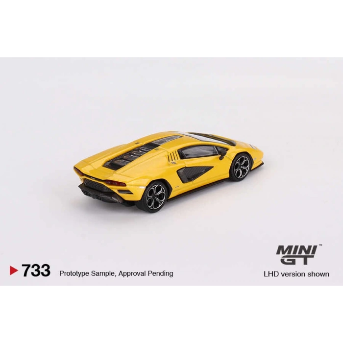 Mini GT  MGT00733 1/64 Lamborghini Countach LPI 800-4 New Giallo Orion