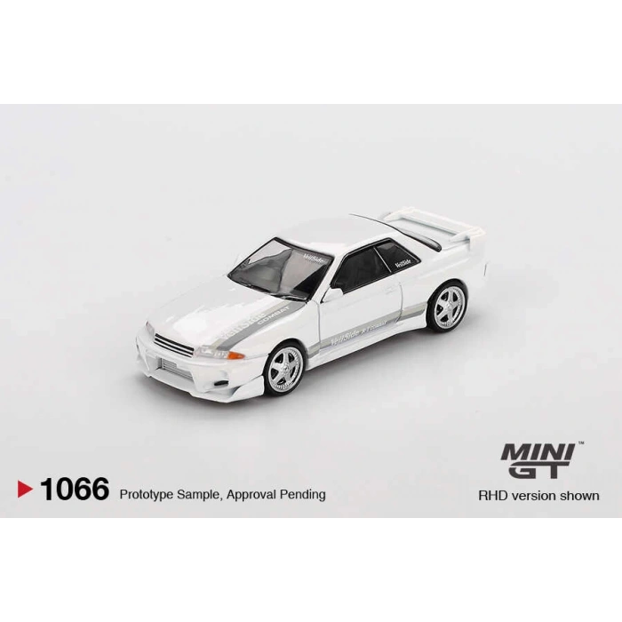 Mini GT 1/64 Nissan Skyline GT-R (R32) VeilSide Combat C-I White