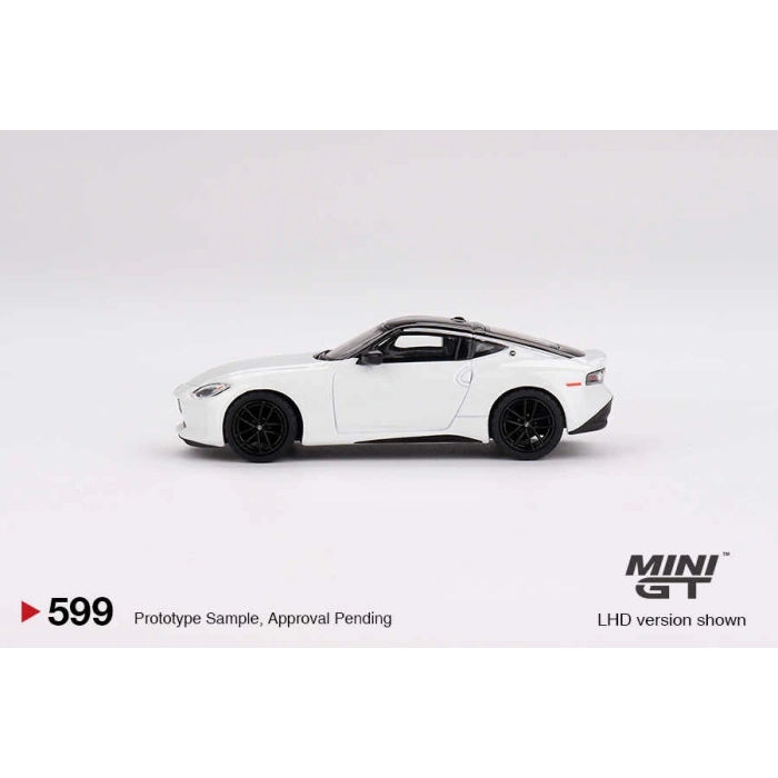 Mini GT 1/64 Nissan Z Performance 2023 Everest White MGT00599
