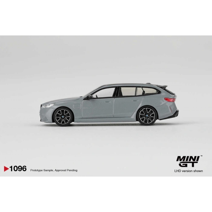 Mini GT MGT01096 1/64 BMW M5 Touring (G99) Brooklyn Grey Metallic