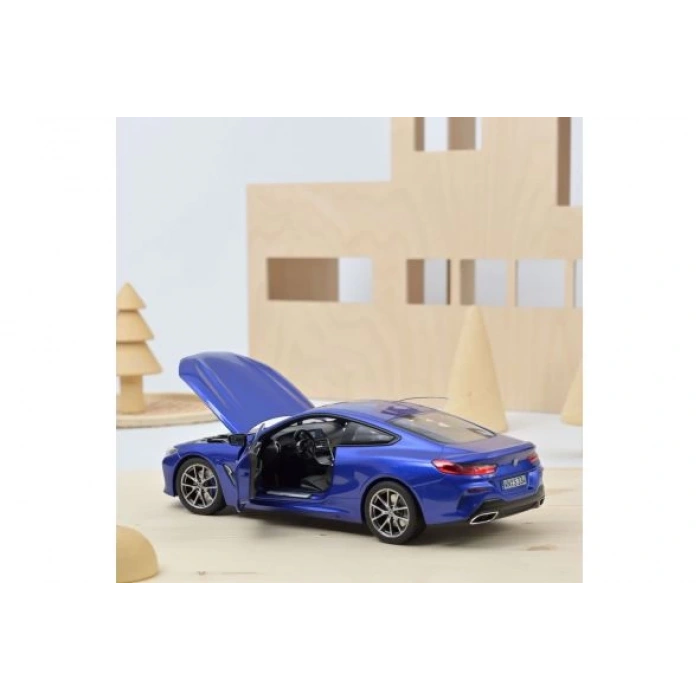 Norev 1/18 BMW M850i 2019 Blue Metallic