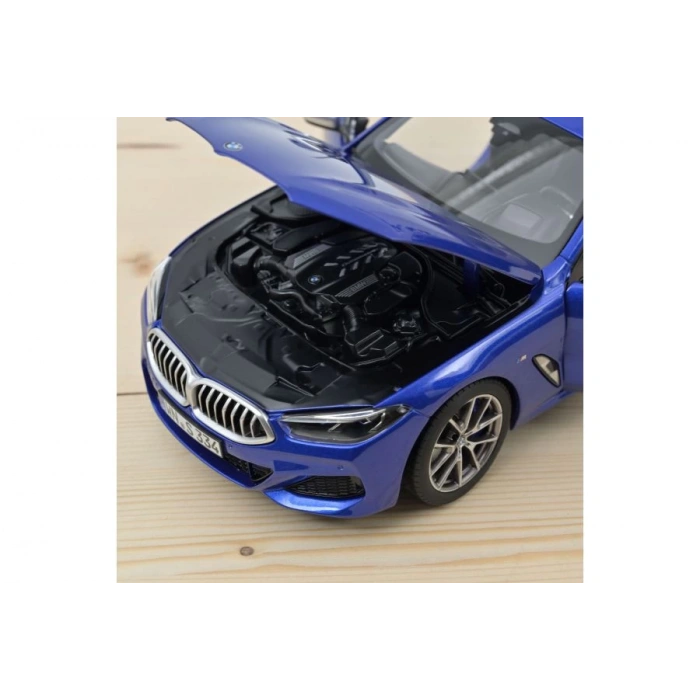 Norev 1/18 BMW M850i 2019 Blue Metallic