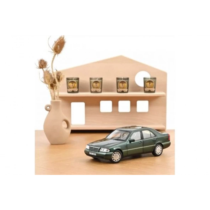 Norev 1/18 Mercedes-Benz C-Class 1993 Malachit Green