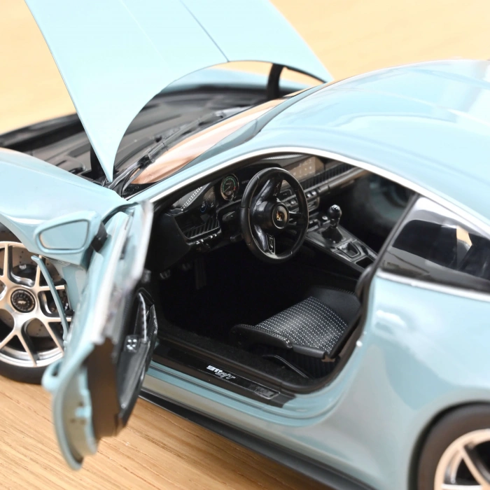 Norev 1/18 Porsche 911 S/T 2023 Bleu Meissen