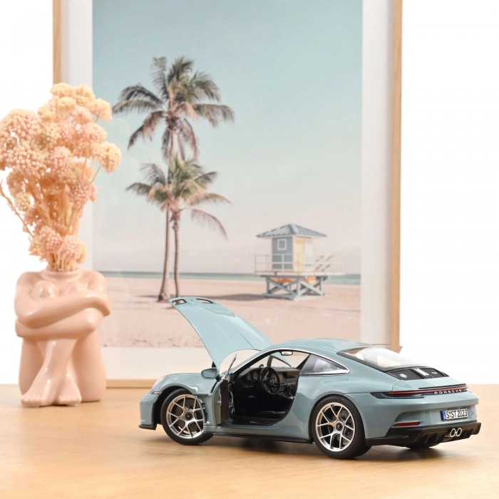 Norev 1/18 Porsche 911 S/T 2023 Bleu Meissen
