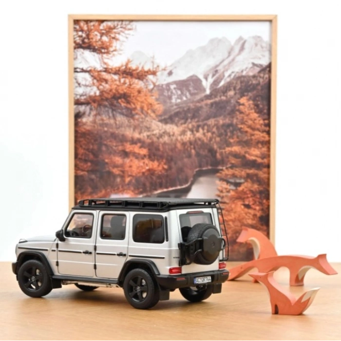Norev 183030 1/18 Mercedes-Benz G-Class 2024 Iridium Silver