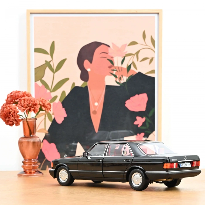 Norev 183788 1/18 Mercedes-Benz 560 SEL 1991 Black