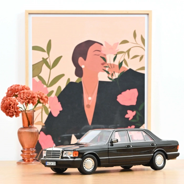 Norev 183788 1/18 Mercedes-Benz 560 SEL 1991 Black