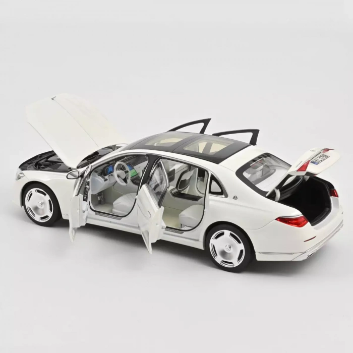 Norev 183817 Mercedes-Maybach S 680 4MATIC 2021 Diamond White