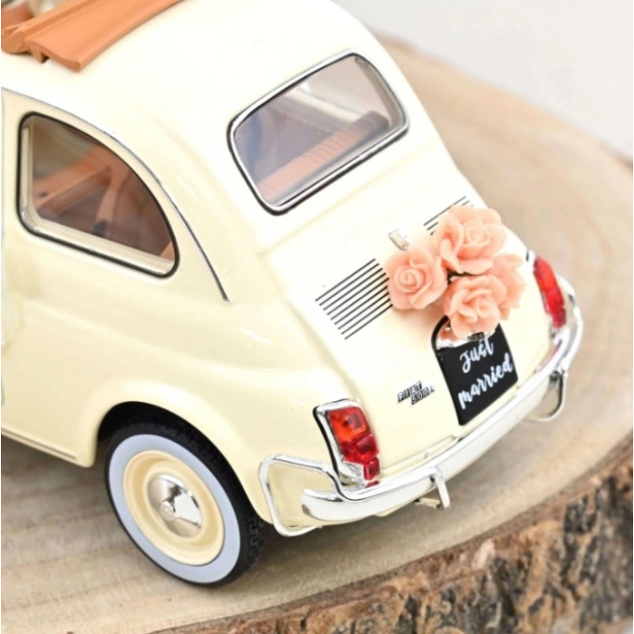 Norev 187780 1/18 Fiat 500 L 1968 Ivory Wedding Gift