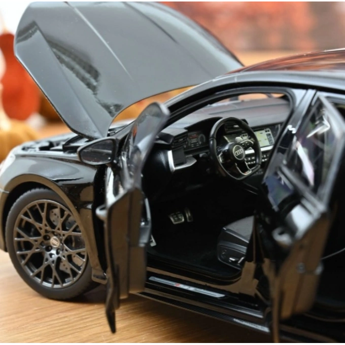 Norev 188388 1/18 Audi RS 3 2025 Myth Black