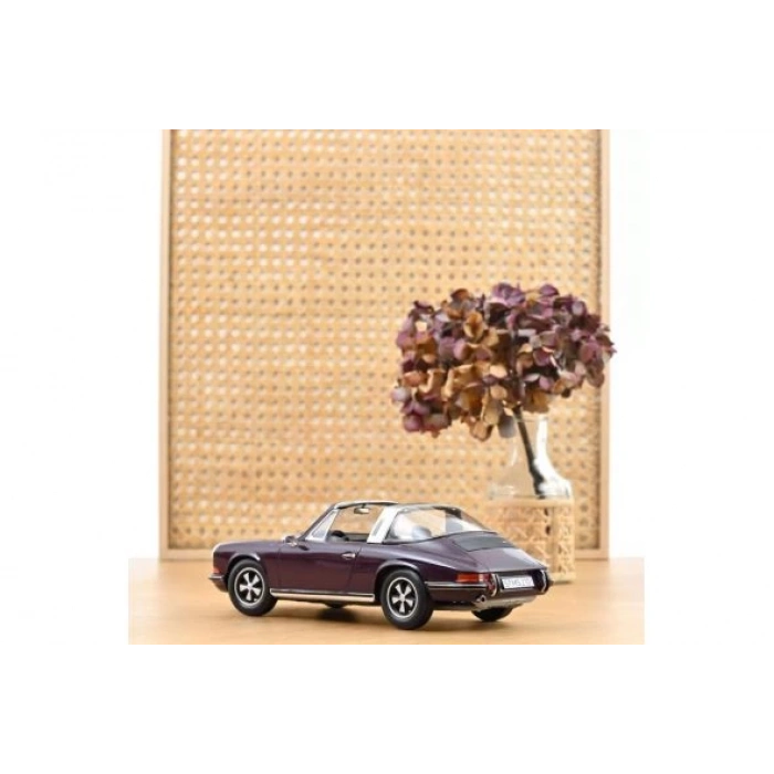 Norev Porsche 911 E Targa 1971 Purple
