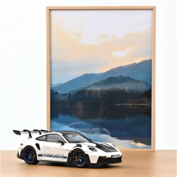 Norev Porsche 911 GT3 RS w/Weissach Pack 2022 White/Indigoblue