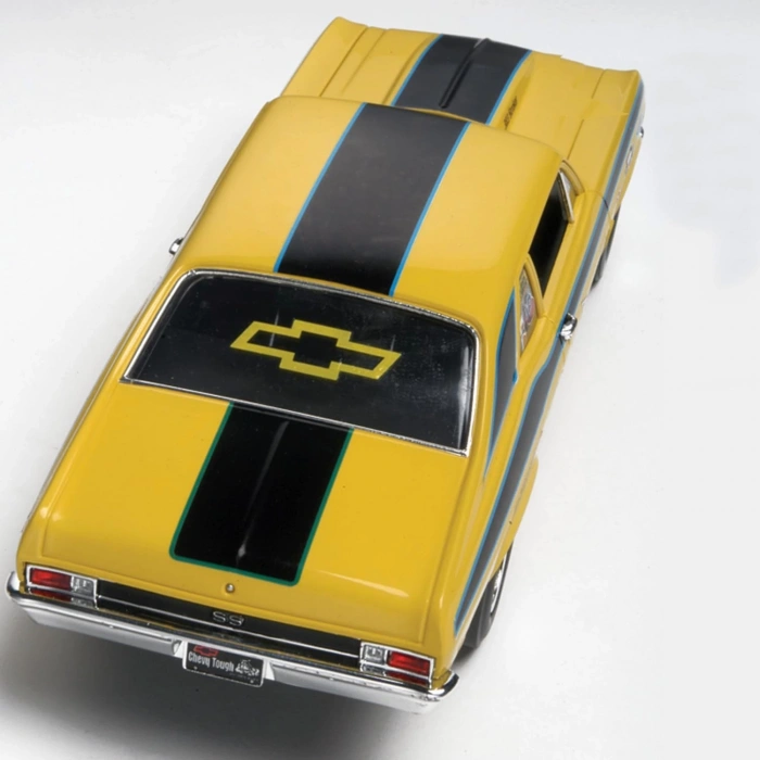 Revell 1:25 1969 Chevy Nova SS 2in1