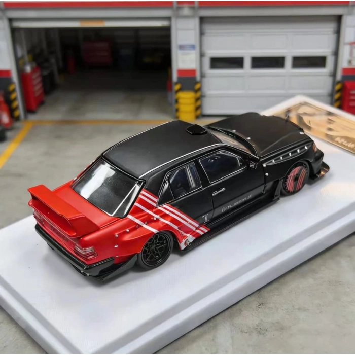 Rhino Model 1/64 Mercedes Benz 190E w124 Black Red Stripe