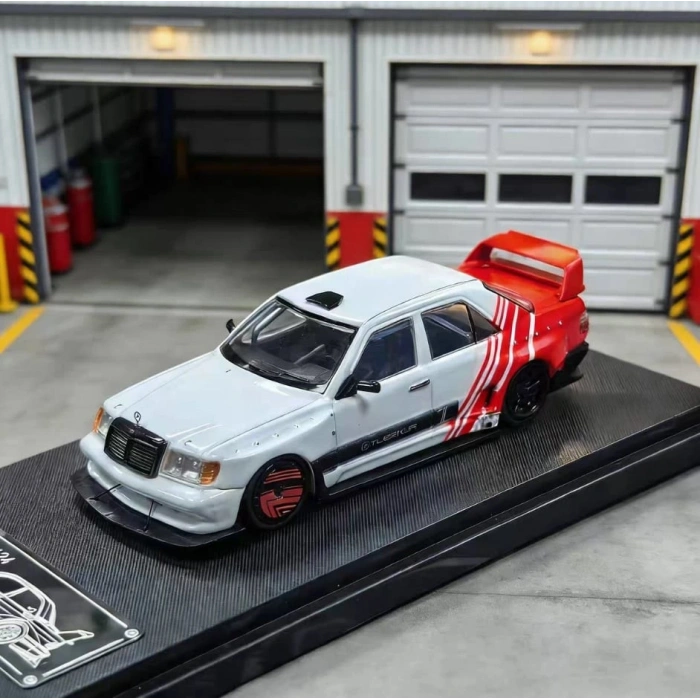 Rhino Model 1/64  Mercedes Benz 190E w124 White Red Stripe