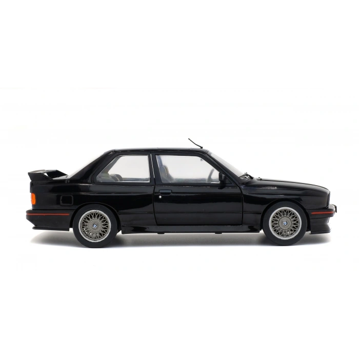 SOLİDO 1/18 BMW E30 SPORT EVO BLACK 1990