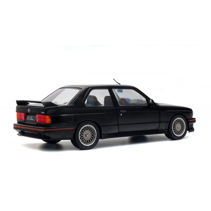 SOLİDO 1/18 BMW E30 SPORT EVO BLACK 1990