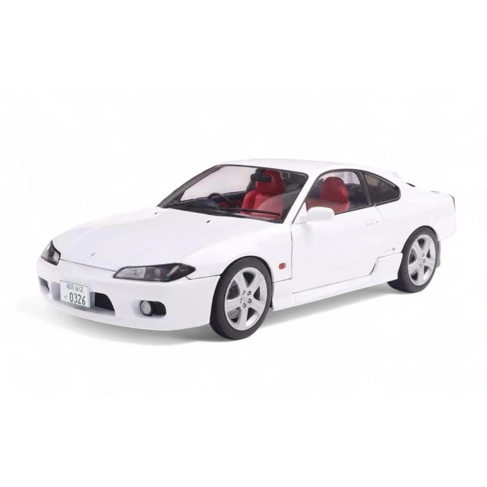 Solido S1812201 1/18 Nissan Silvia S15 Spec-R Aero – Aspen White – 1999