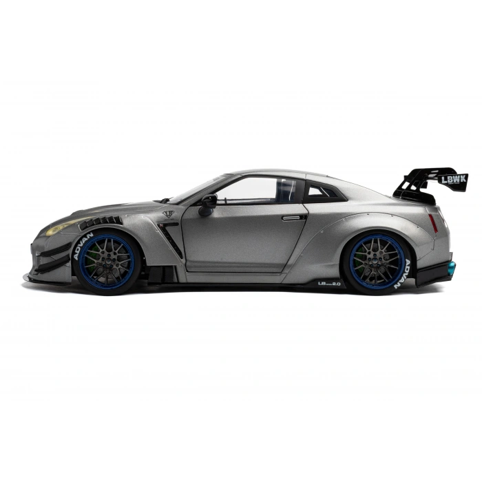 Solido S1805815 1/18 Nissan GT-R (R35) W/ Liberty Walk Body Kit 2.0 – 2023