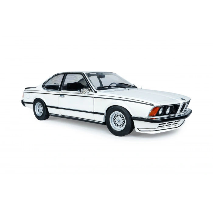 Solido S1810304 1/18 BMW 635 CSI – 1984