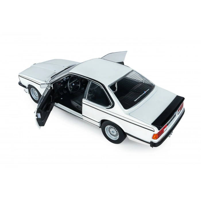 Solido S1810304 1/18 BMW 635 CSI – 1984