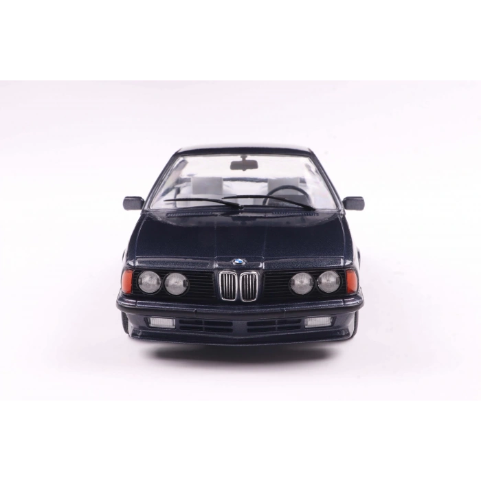 Solido S1810306 1/18 BMW 635 CSI – Macau Blue – 1984