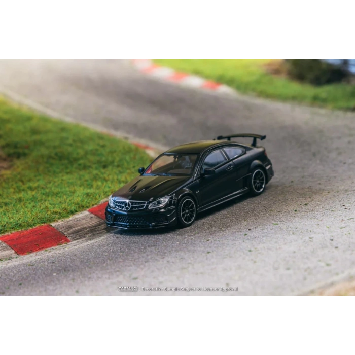 Tarmac Works 1/64 Mercedes-Benz C 63 AMG Coupé Black Series Matte Black
