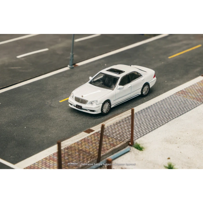Tarmac Works 1/64 Mercedes-Benz S-Class Wald Alabaster White - Lamley Special Edition