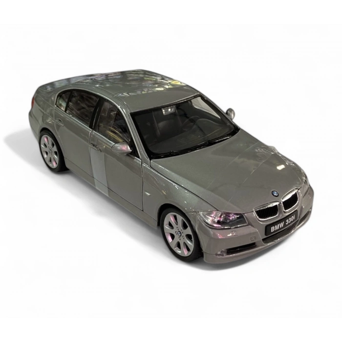 Welly 1/24 BMW 330i