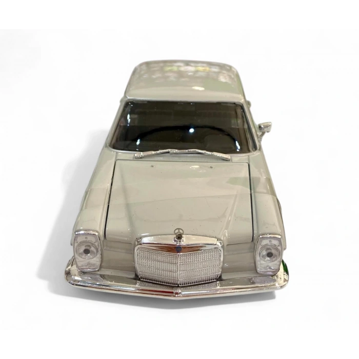Welly 1/24 Mercedes-Benz 220
