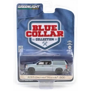 Greenlight 1/64 Blue Collar Collection Series 13- 2023 Chevrolet Silverado 1500 Custom Pickup Camper 35280-F