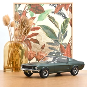 Norev 122702 1/12 Ford Mustang Fastback 1968 Satin Green Metallic