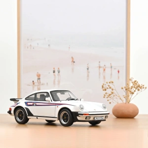 Norev 187668 1/18 Porsche 911 Turbo 3.3 1980 White Martini