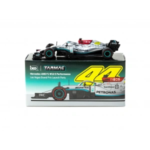 Tarmac Works X iXO Models 1/64 Mercedes-AMG F1 W12 E Performance Las Vegas Grand Prix Launch Party - GLOBAL64