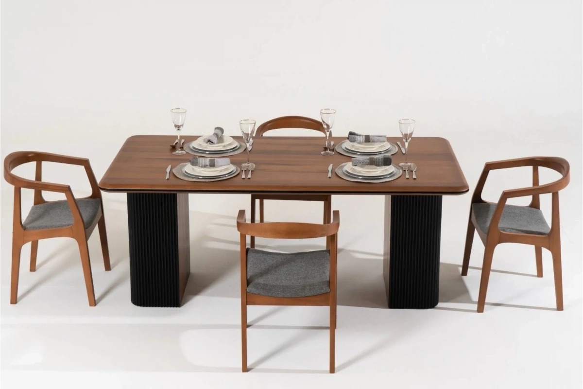 Boss Salon Masası Takımı