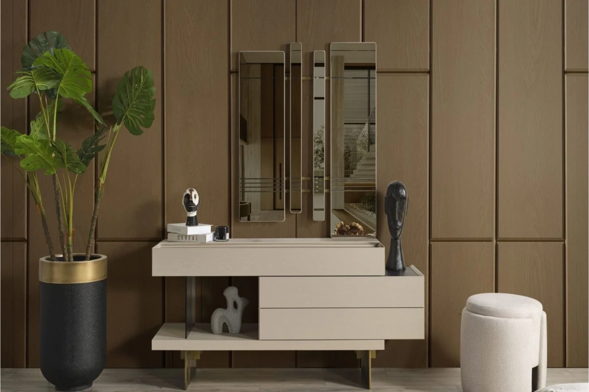 Frida Şifonyer ve Ayna