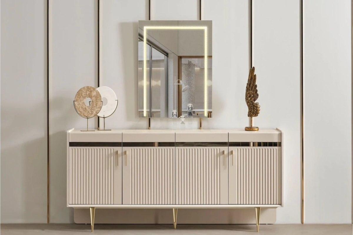 Tesla Konsol ve Ayna