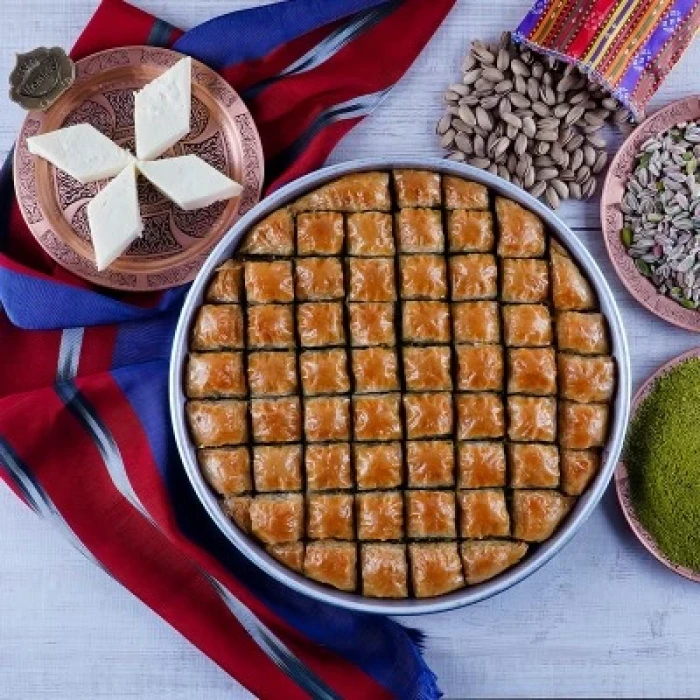 1 صينية 2.25 كجم بقلاوة جافة